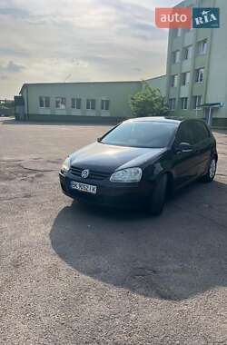 Хетчбек Volkswagen Golf 2006 в Рівному