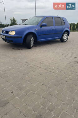 Хетчбек Volkswagen Golf 1998 в Надвірній