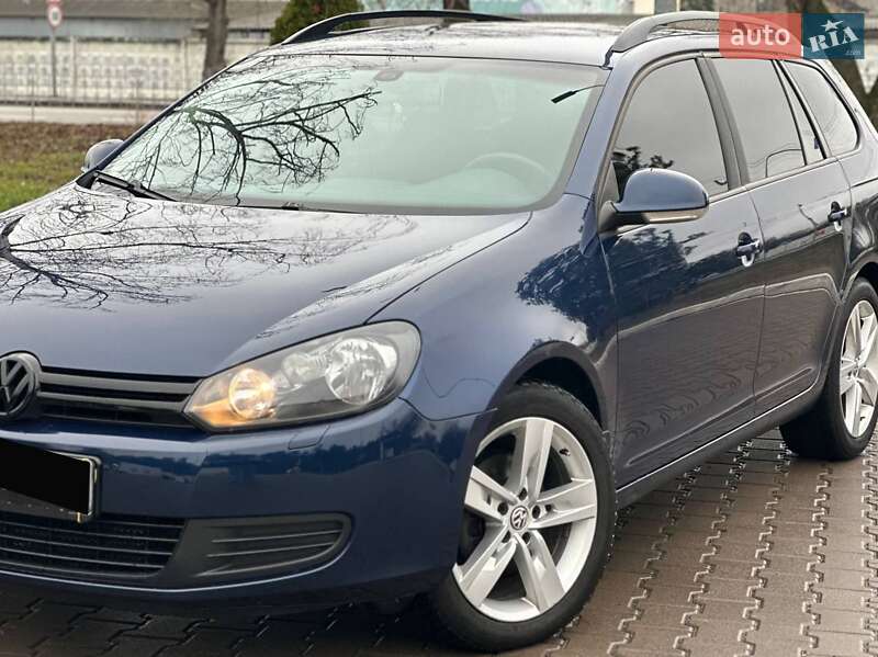 Универсал Volkswagen Golf 2013 в Киеве