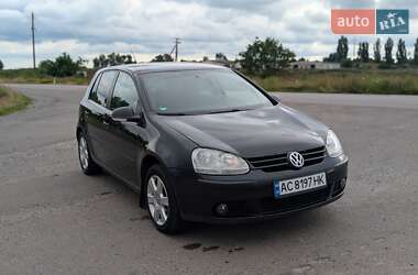 Хэтчбек Volkswagen Golf 2007 в Ровно