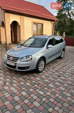 Універсал Volkswagen Golf 2009 в Львові