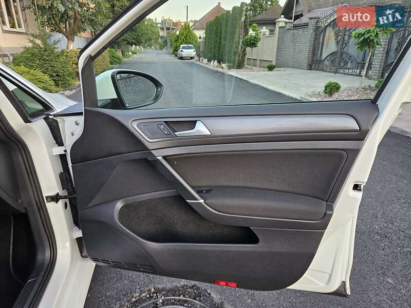 Універсал Volkswagen Golf 2019 в Мукачевому фото 17 Універсал Volkswagen Golf 2019 в Мукачевому