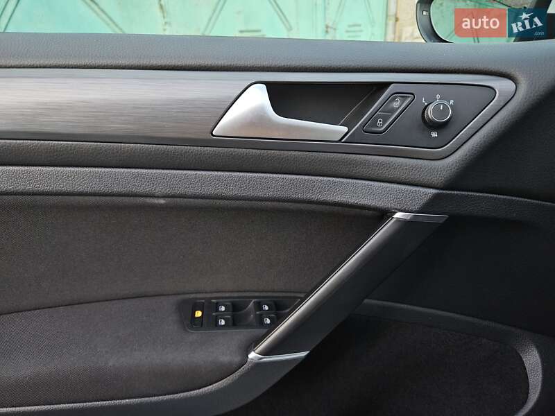 Універсал Volkswagen Golf 2019 в Мукачевому фото 28 Універсал Volkswagen Golf 2019 в Мукачевому