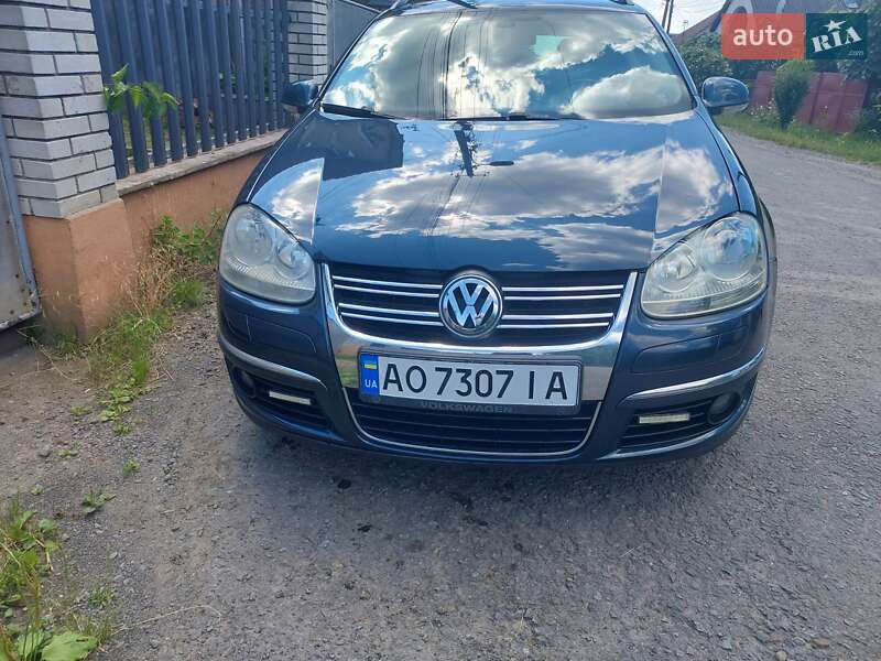 Універсал Volkswagen Golf 2007 в Сваляві
