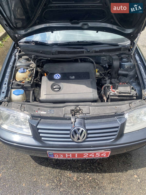 Универсал Volkswagen Golf 2002 в Киеве