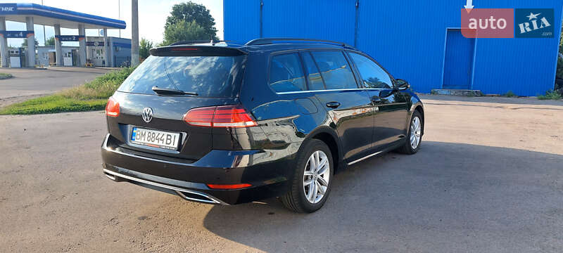 Універсал Volkswagen Golf 2017 в Конотопі