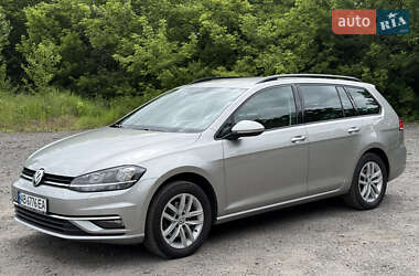 Универсал Volkswagen Golf 2019 в Виннице