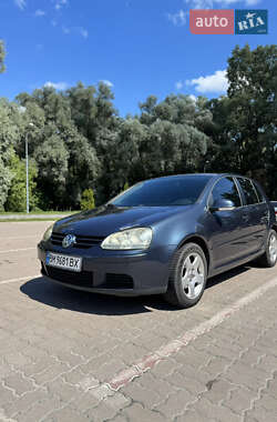 Хэтчбек Volkswagen Golf 2005 в Сумах