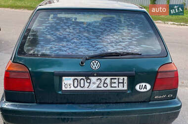 Хэтчбек Volkswagen Golf 1996 в 
