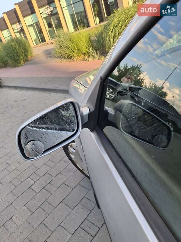 Универсал Volkswagen Golf 2006 в Хмельницком