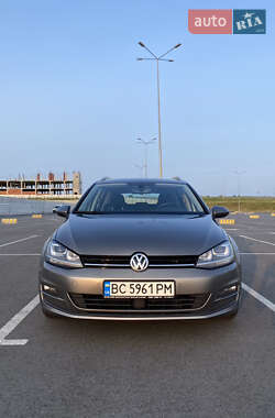 Универсал Volkswagen Golf 2016 в Львове