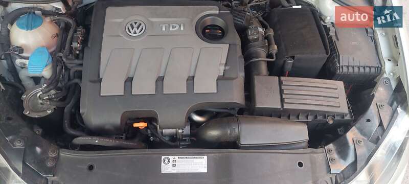Универсал Volkswagen Golf 2011 в Полтаве