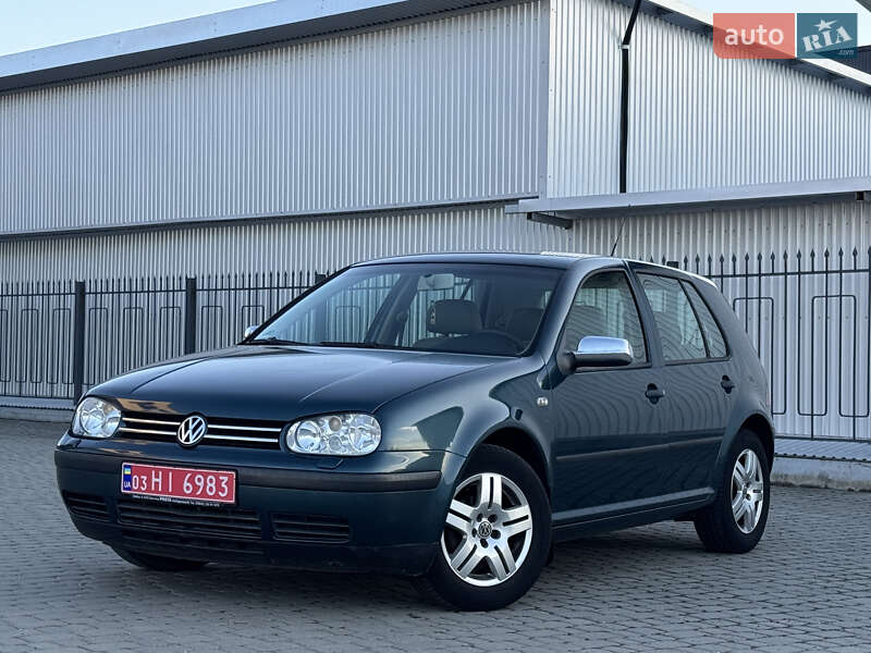 Volkswagen Golf 2003