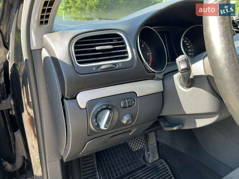 Хетчбек Volkswagen Golf 2009 в Бердичеві