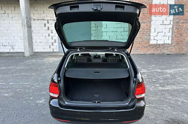 Универсал Volkswagen Golf 2009 в 