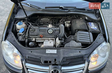Универсал Volkswagen Golf 2009 в 