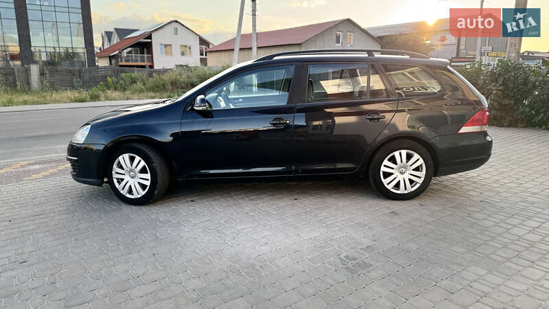 Универсал Volkswagen Golf 2008 в Киеве