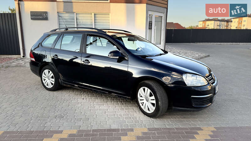 Универсал Volkswagen Golf 2008 в Киеве