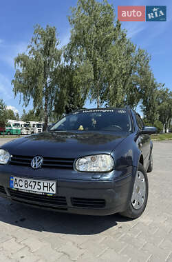 Универсал Volkswagen Golf 2004 в Любомле