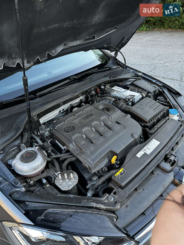 Універсал Volkswagen Golf 2017 в Полтаві