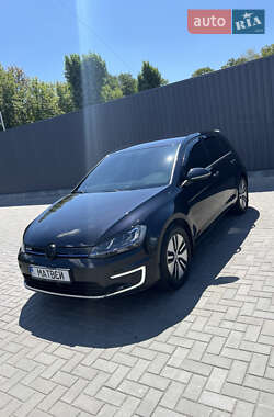 Хэтчбек Volkswagen Golf 2014 в Глобине
