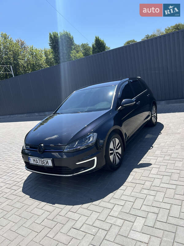 Volkswagen Golf 2014