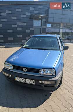 Хетчбек Volkswagen Golf 1994 в Шептицькому