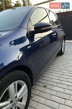 Хетчбек Volkswagen Golf 2012 в 