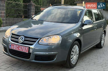 Универсал Volkswagen Golf 2008 в Ровно