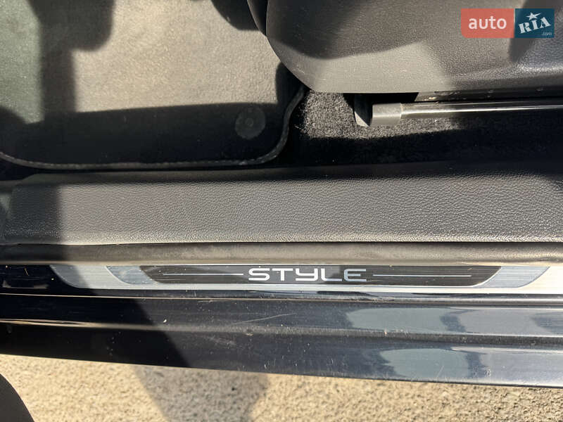 Универсал Volkswagen Golf 2011 в Каменец-Подольском