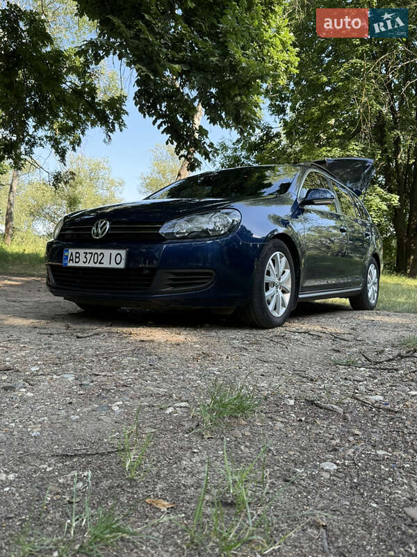 Універсал Volkswagen Golf 2010 в Ямполі
