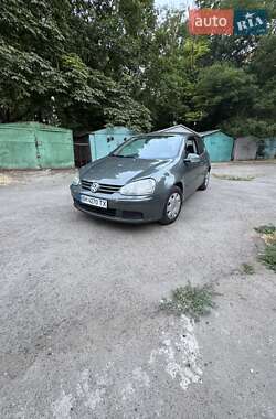 Хэтчбек Volkswagen Golf 2004 в Одессе