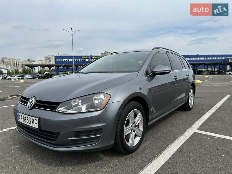 Универсал Volkswagen Golf 2015 в 