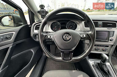 Универсал Volkswagen Golf 2015 в 
