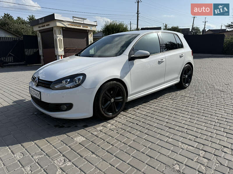 Хэтчбек Volkswagen Golf 2011 в Виннице