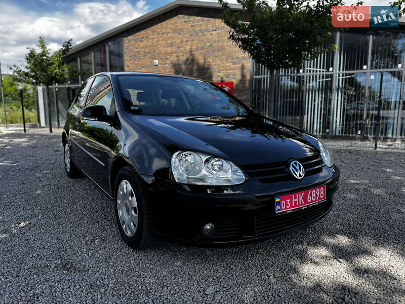 Volkswagen Golf 2005