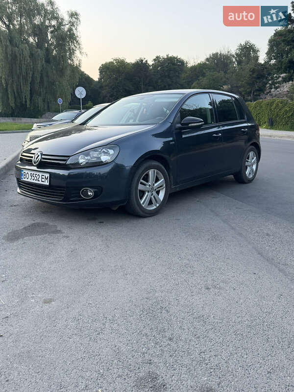 Хетчбек Volkswagen Golf 2012 в Крижополі