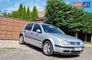 Хэтчбек Volkswagen Golf 2004 в Полтаве