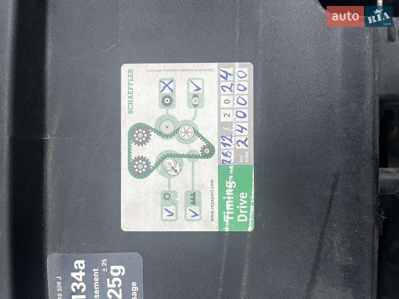 Хетчбек Volkswagen Golf 2005 в Ковелі