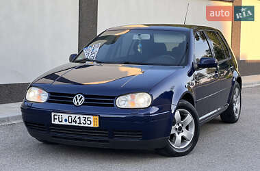 Хетчбек Volkswagen Golf 2003 в Тернополі