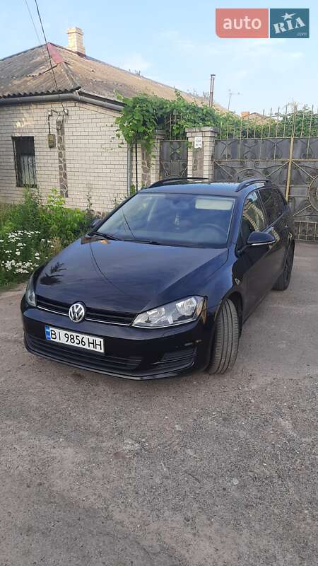Универсал Volkswagen Golf 2013 в Полтаве