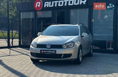 Універсал Volkswagen Golf 2010 в Чернівцях
