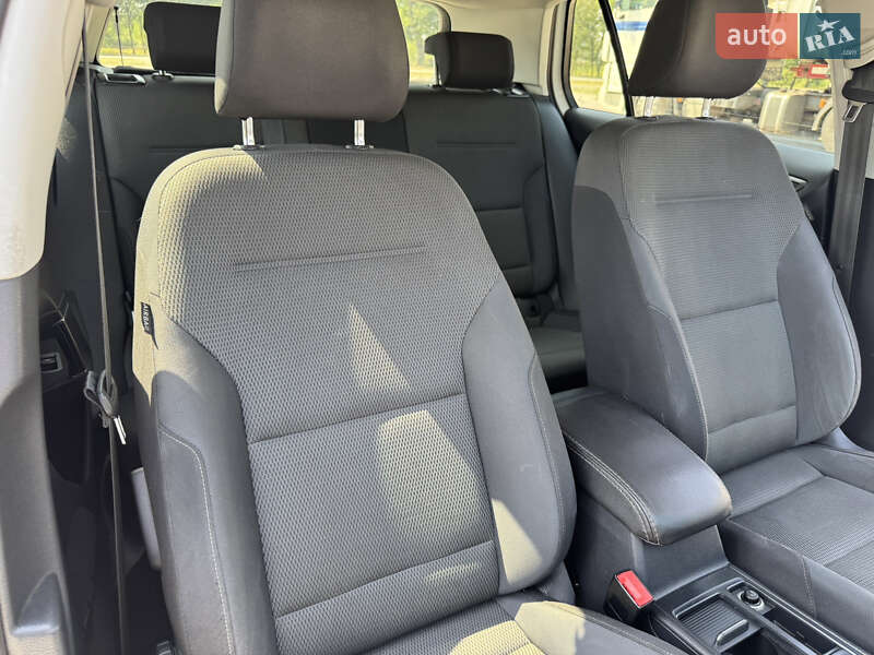 Хэтчбек Volkswagen Golf 2013 в Запорожье