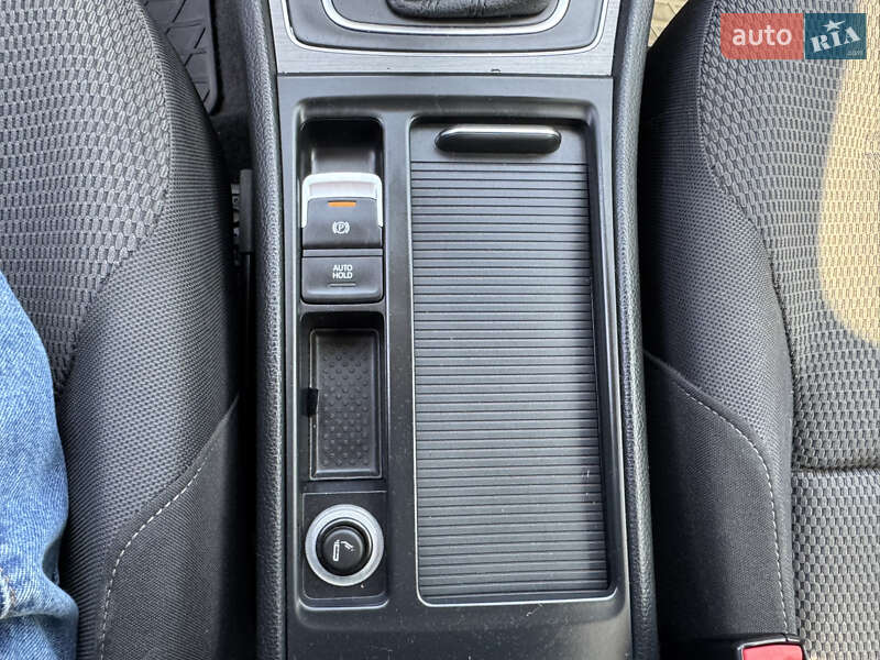 Хэтчбек Volkswagen Golf 2013 в Запорожье