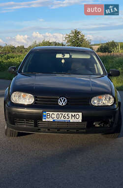 Хэтчбек Volkswagen Golf 2000 в Львове