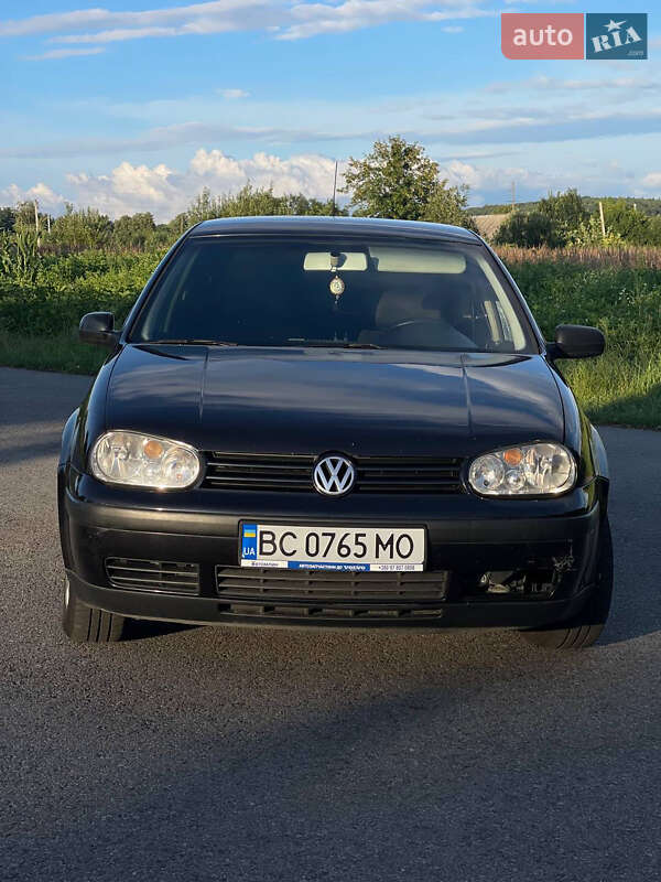Volkswagen Golf 2000