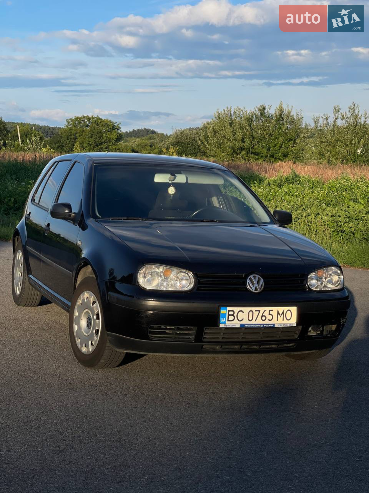 Volkswagen Golf 2000 VIN WVWZZZ1JZYD420060 фото оголошення 2 з 5