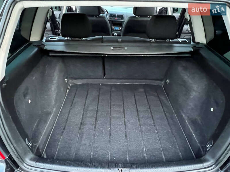 Универсал Volkswagen Golf 2003 в Лубнах