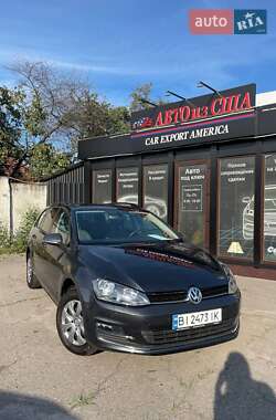 Универсал Volkswagen Golf 2016 в Полтаве