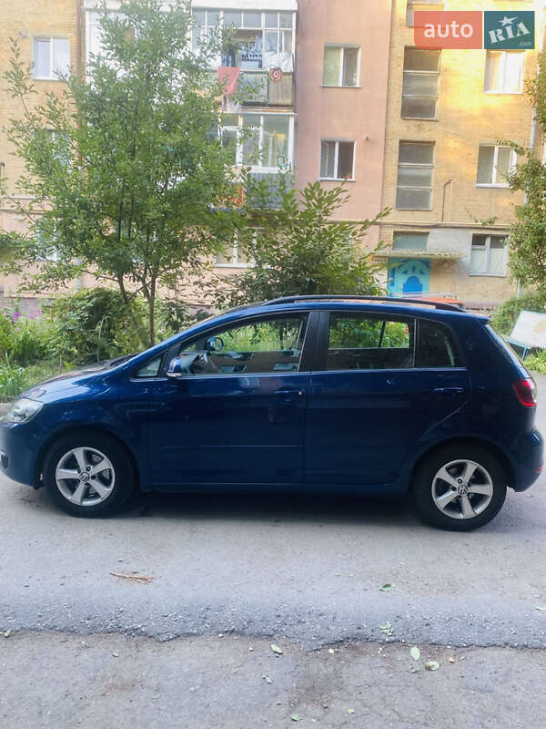 Универсал Volkswagen Golf 2009 в Кропивницком